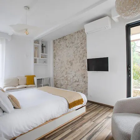 فندق مبيت وإفطار Dodo Etc 4*