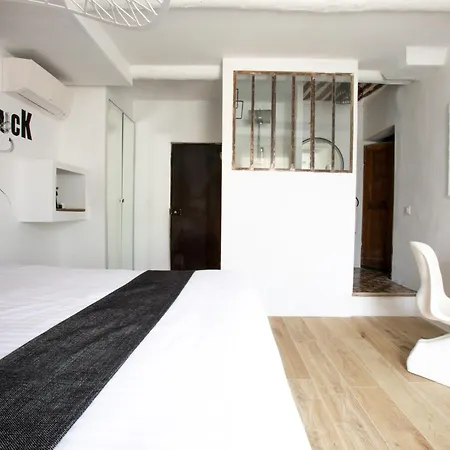 Dodo Etc - Teritoria Hotel Condorcet