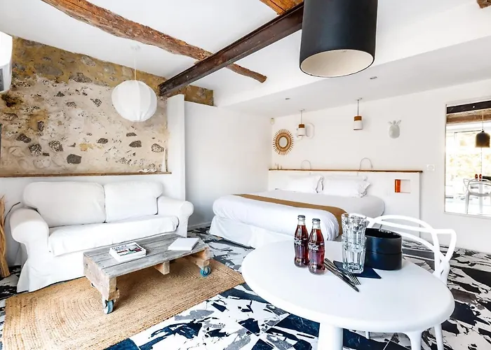 Dodo Etc Bed & Breakfast 4*